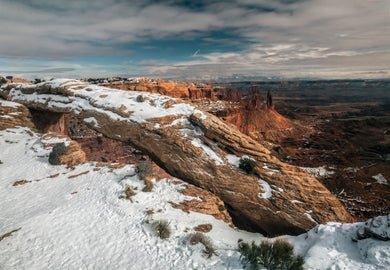 Snowy Sunrise at Washerwoman Arch