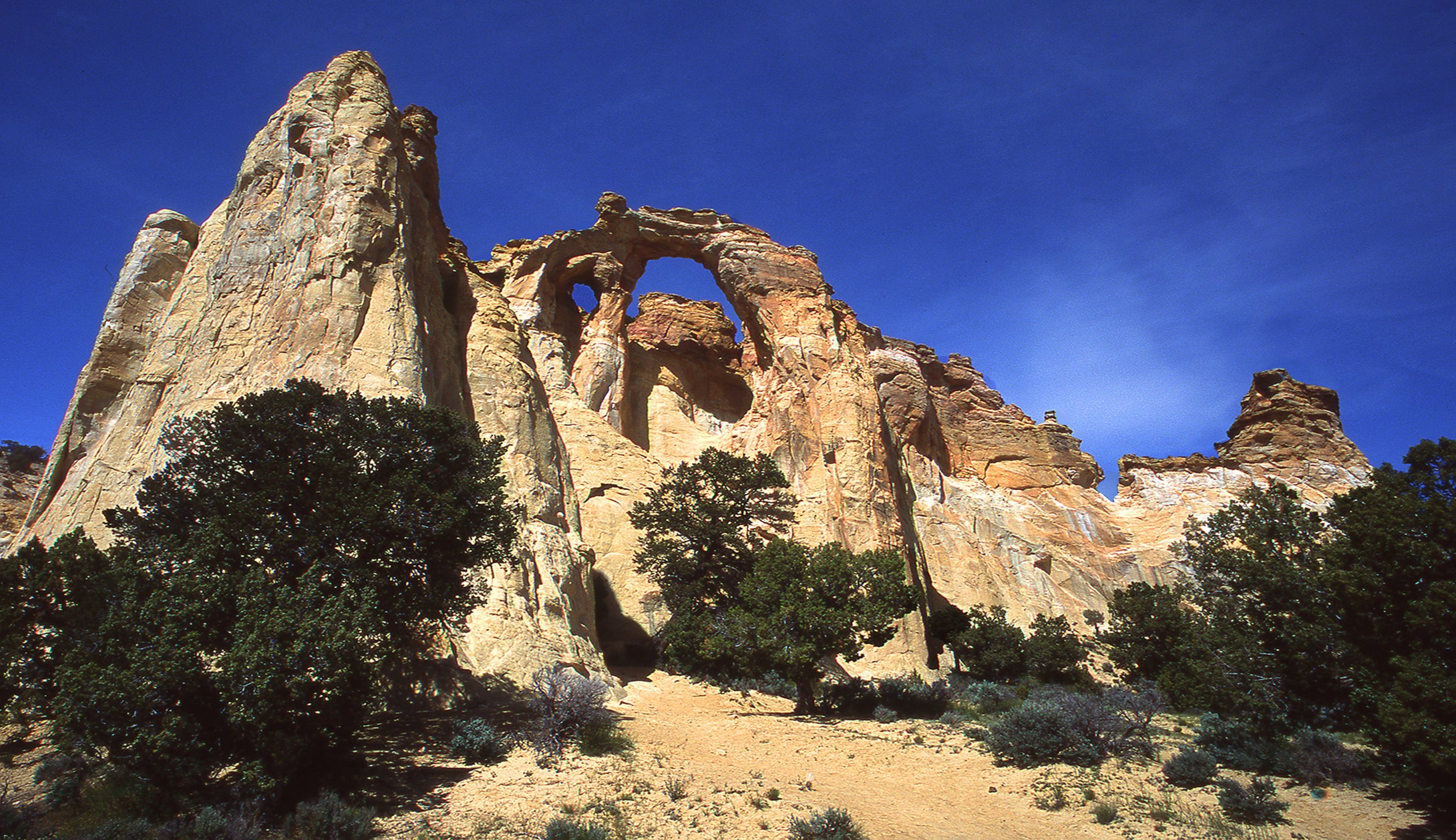 Grosvenor Arch   Utah