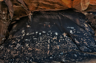 Newspaper Rock     Ancient Petroglyph Panel